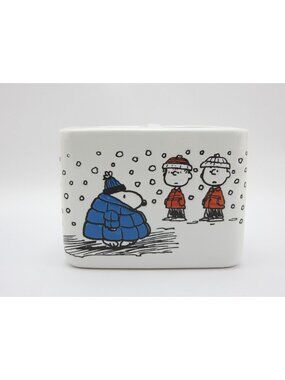 Peanuts Snoopy Charlie Brown Winter Snow Ceramic Toothbrush Holder Christmas